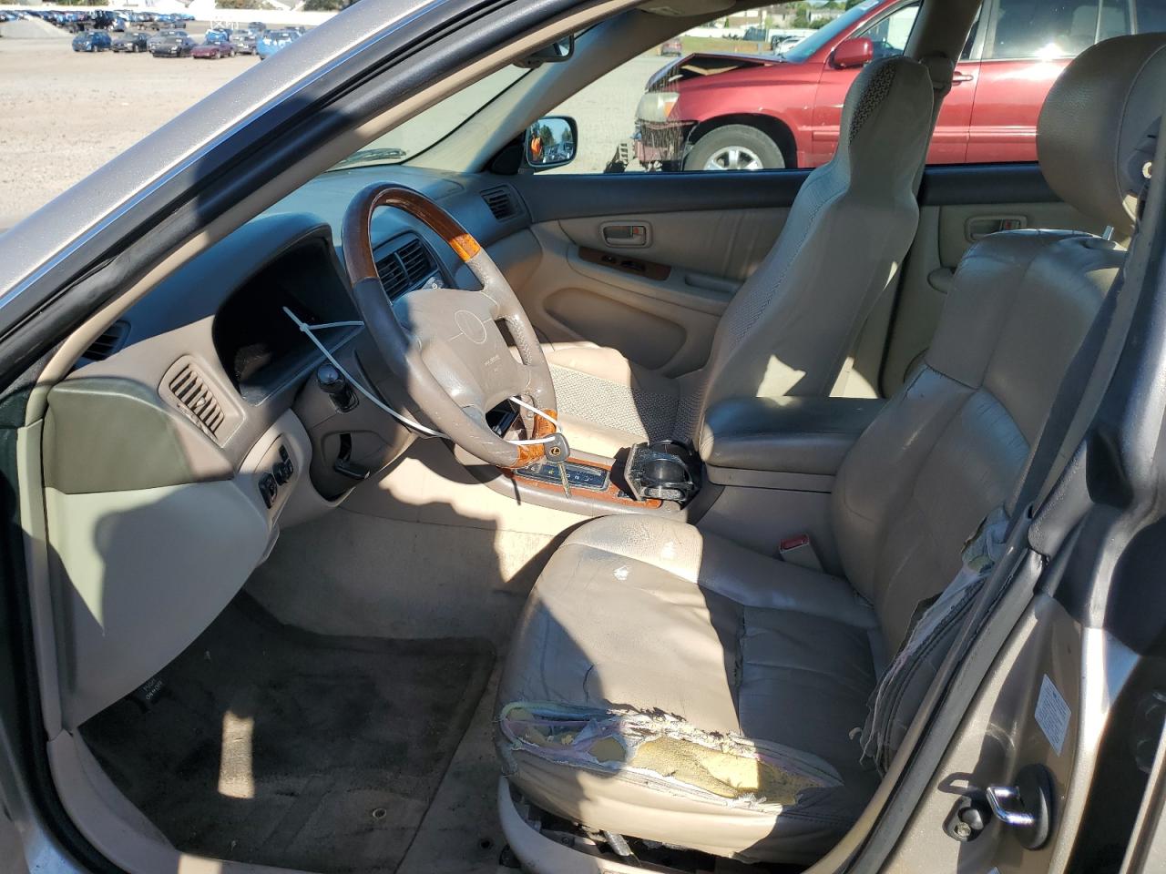 2000 Lexus Es 300 VIN: JT8BF28G3Y5094067 Lot: 85300975