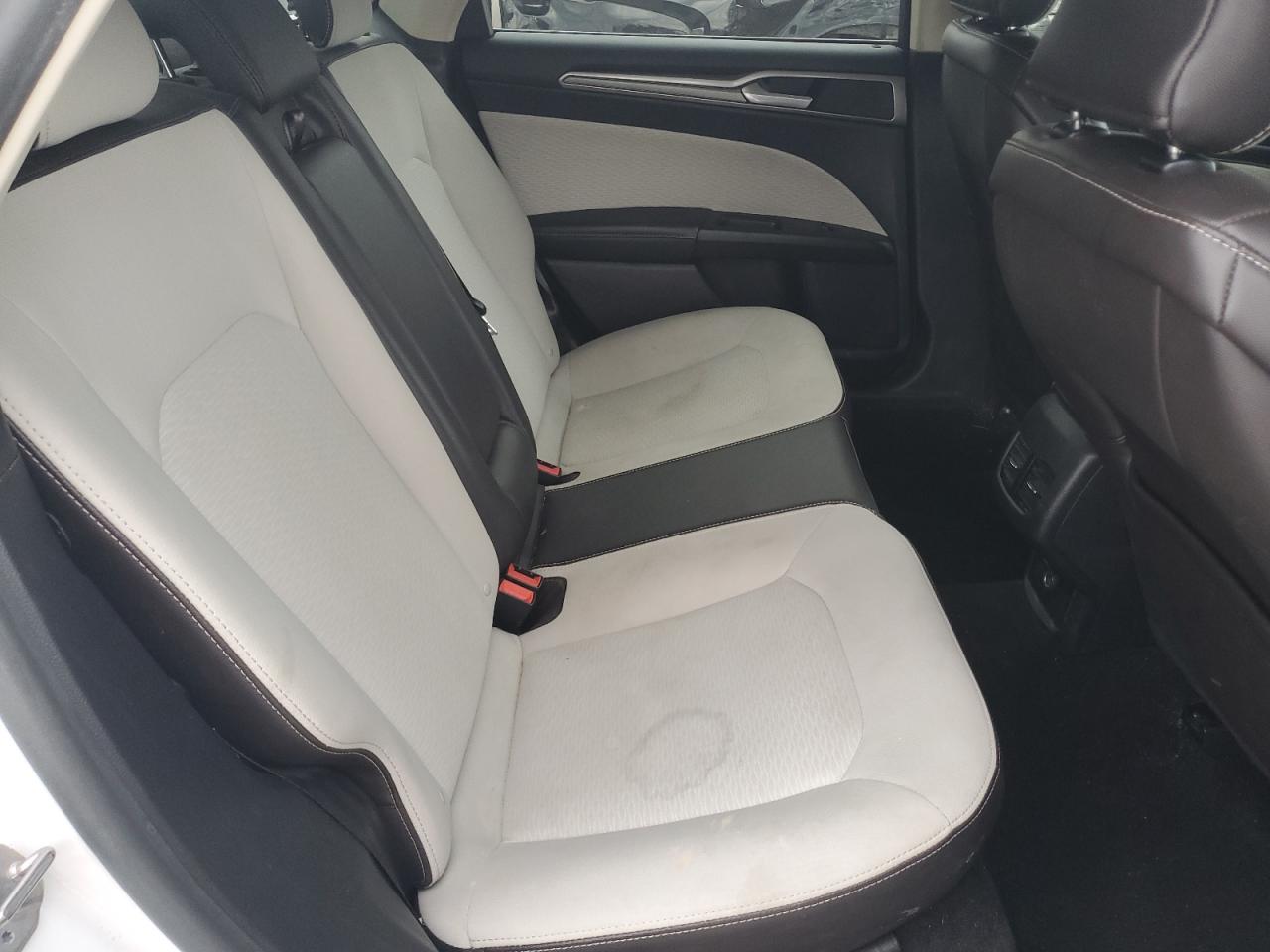 2019 Ford Fusion Se VIN: 3FA6P0HDXKR245717 Lot: 90310465