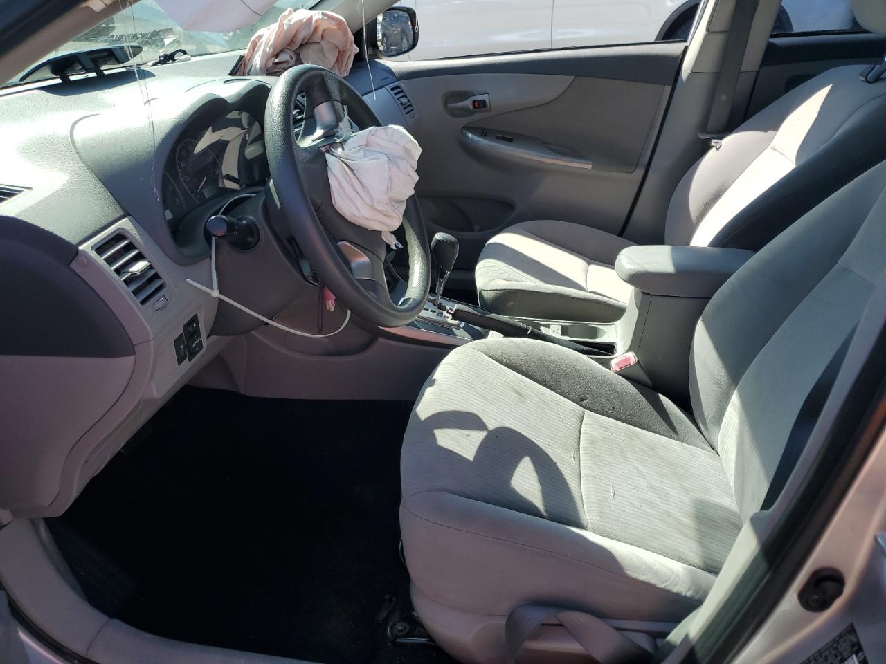 2010 Toyota Corolla Base VIN: JTDBU4EE0AJ072238 Lot: 85846975