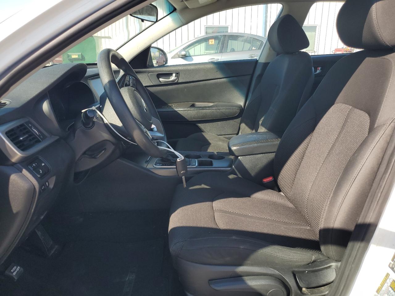 2019 Kia Optima Lx VIN: 5XXGT4L35KG301058 Lot: 82430255