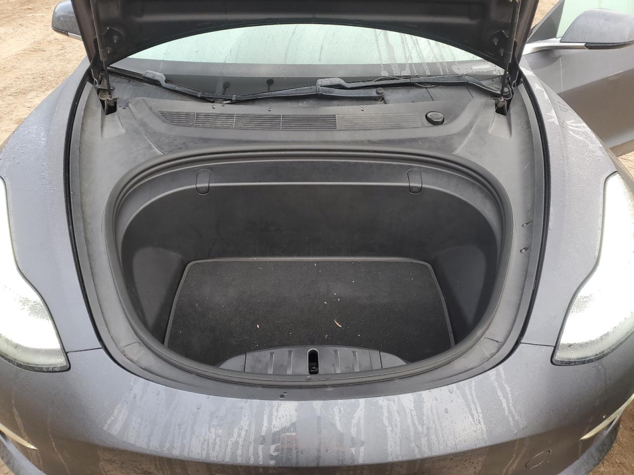 2018 Tesla Model 3 VIN: 5YJ3E1EA7JF123870 Lot: 90277995