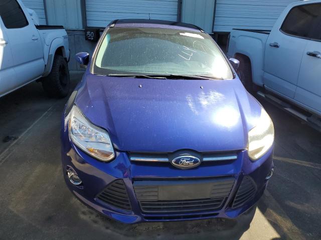 Sedans FORD FOCUS 2012 Granatowy