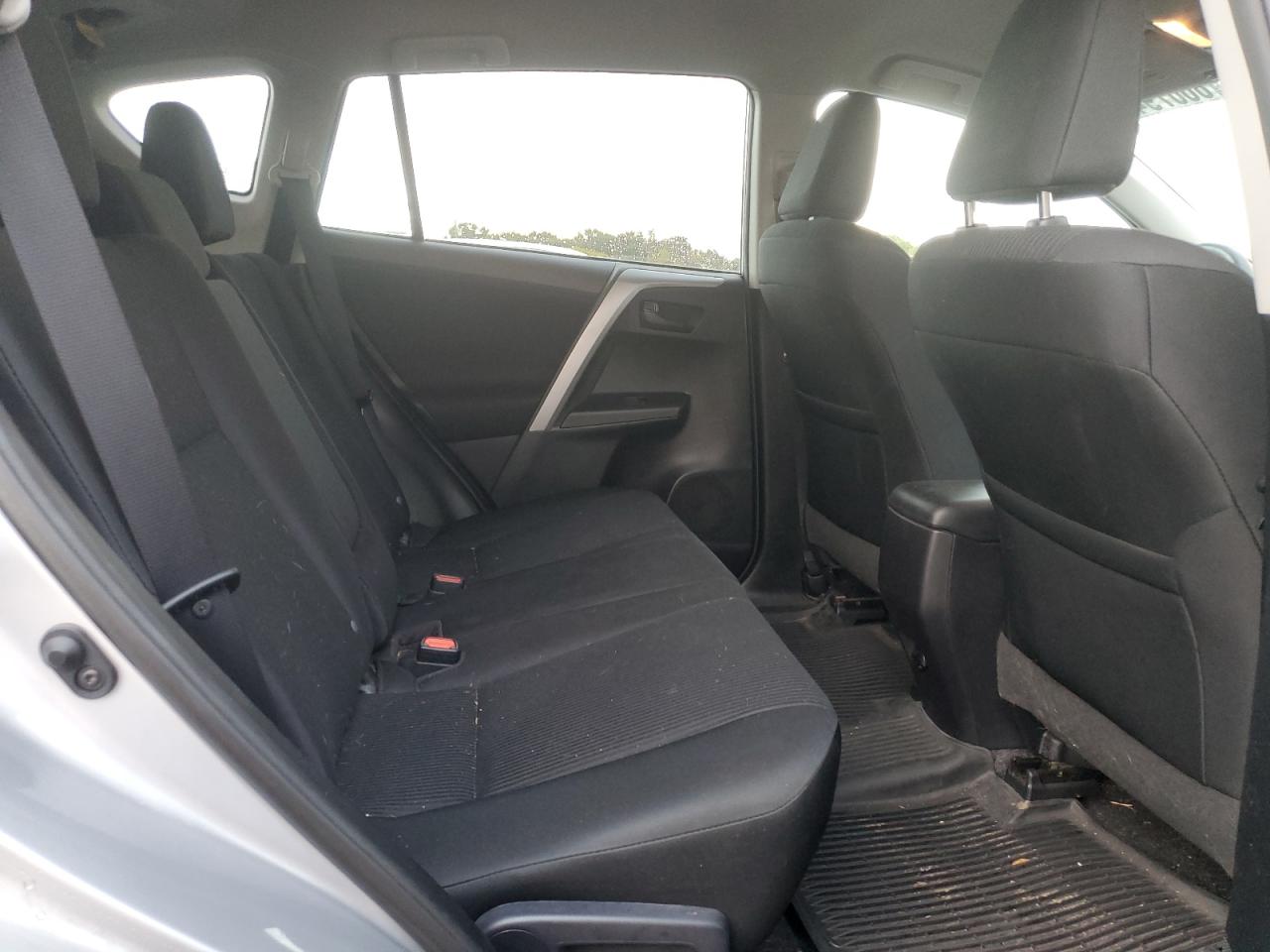 2017 Toyota Rav4 Le VIN: 2T3BFREV2HW590130 Lot: 86079425