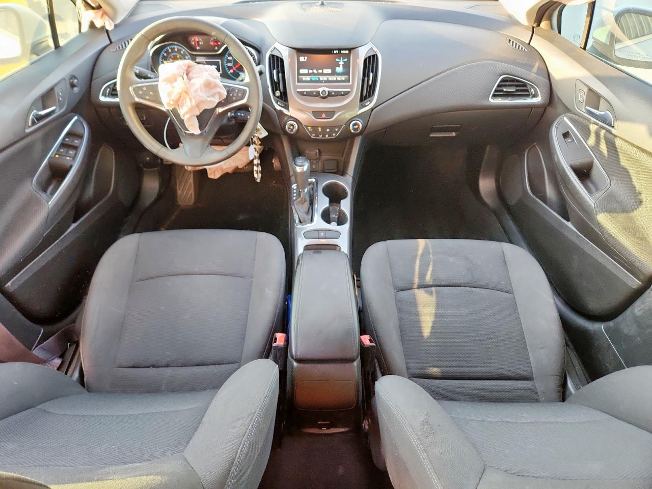 2017 Chevrolet Cruze Lt VIN: 3G1BE6SM2HS558233 Lot: 82287065