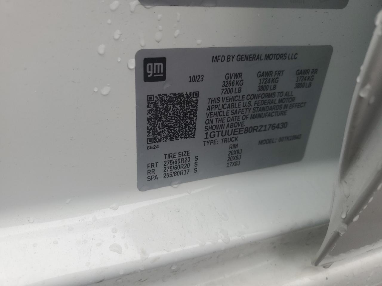 2024 GMC Sierra K1500 At4 VIN: 1GTUUEE80RZ176430 Lot: 85887955