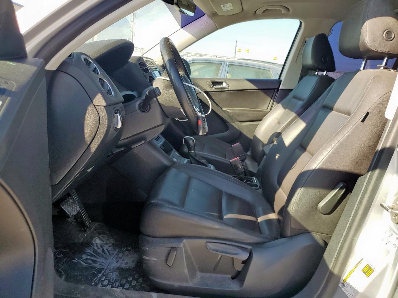 2017 Volkswagen Tiguan S VIN: WVGBV7AX3HK023234 Lot: 85931625