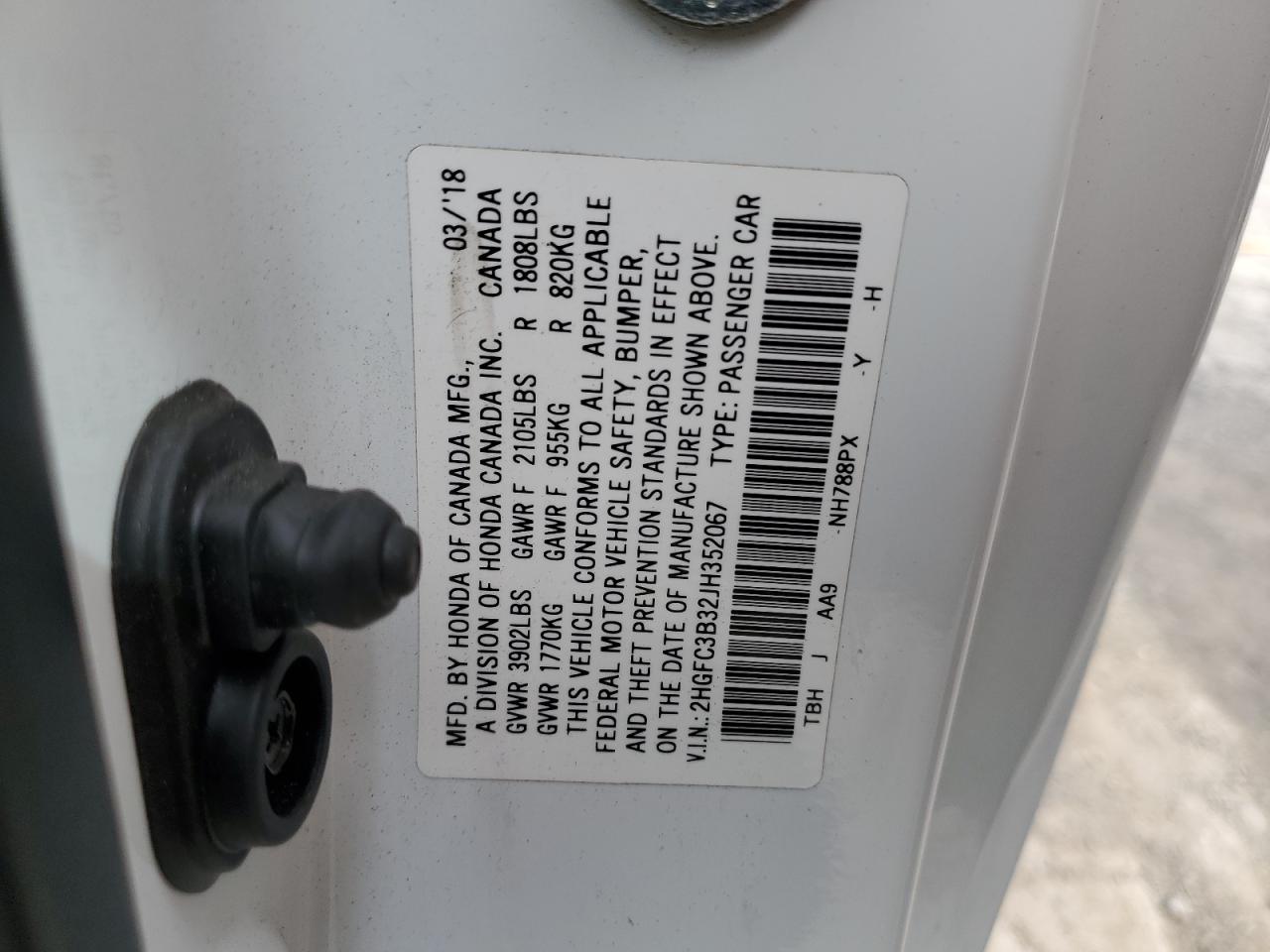 2018 Honda Civic Ex VIN: 2HGFC3B32JH352067 Lot: 85330155