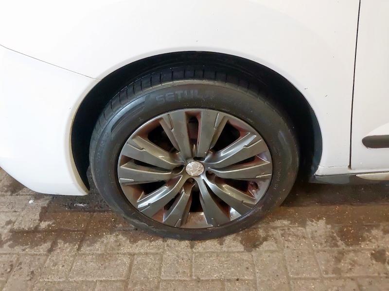 2013 PEUGEOT 3008 ACTIV