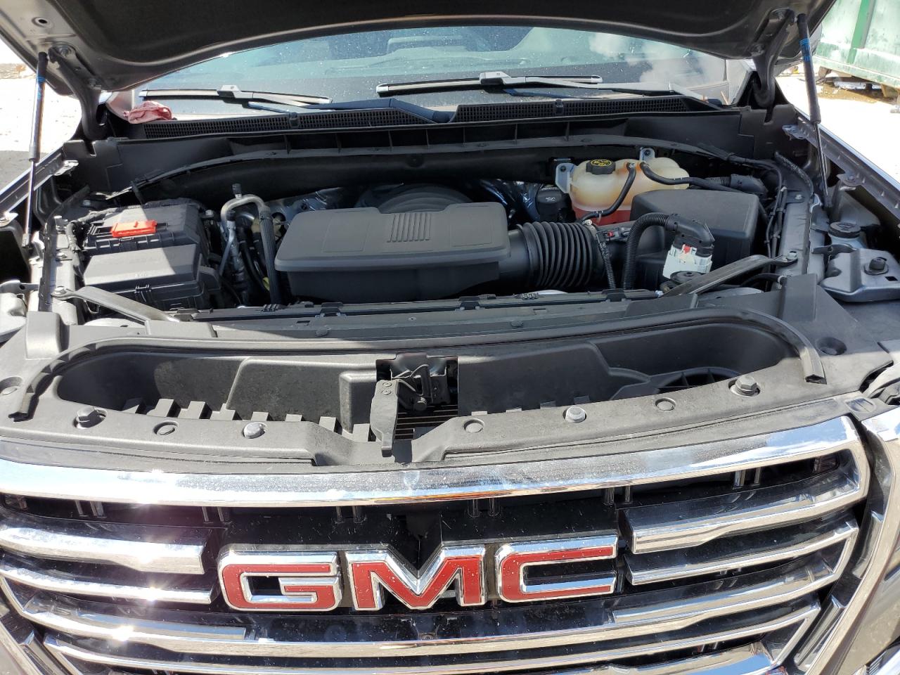 2022 GMC Yukon Slt VIN: 1GKS1BKD4NR334640 Lot: 85670765