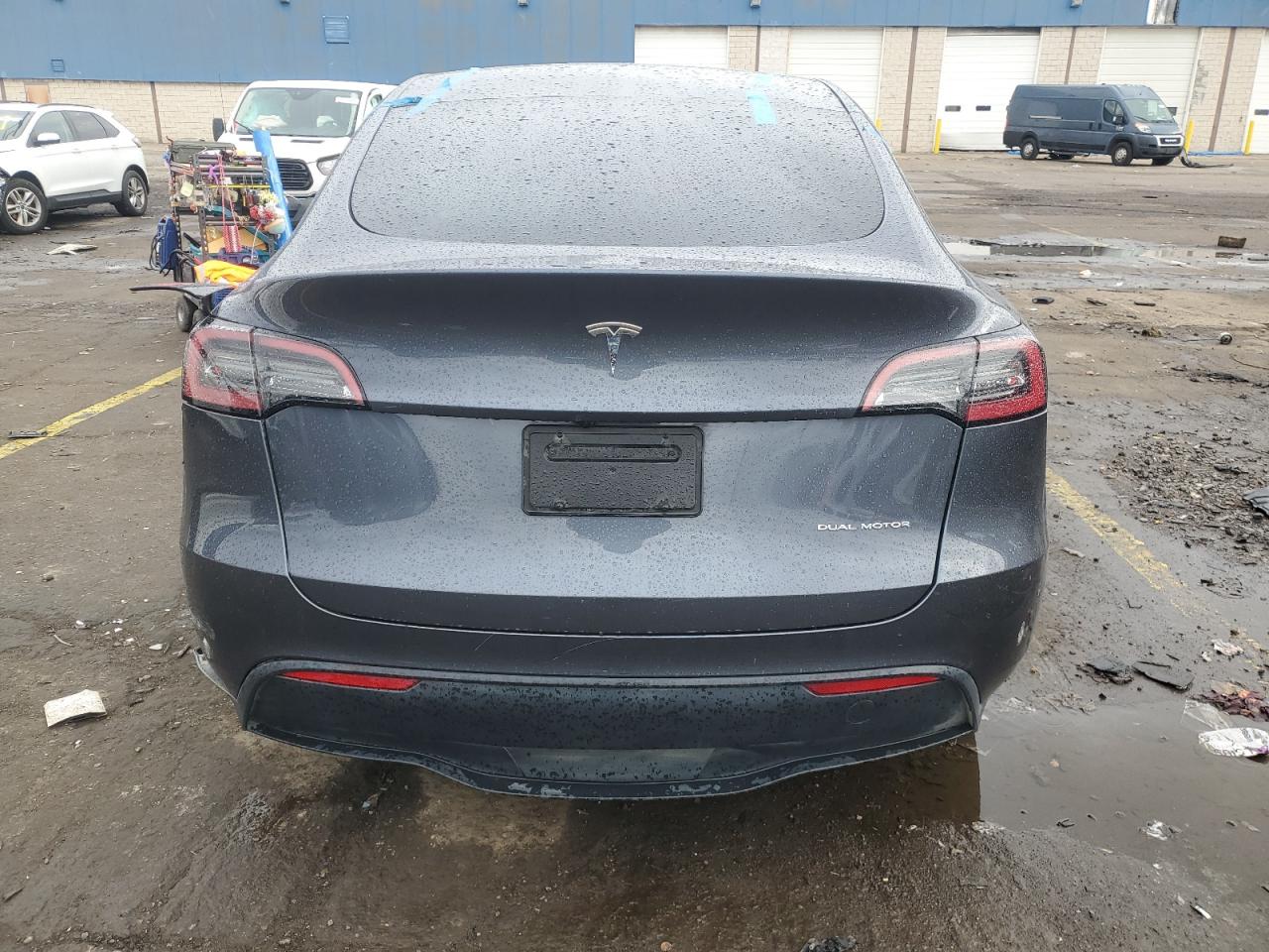 2023 Tesla Model Y VIN: 7SAYGDEE5PF917511 Lot: 89438475