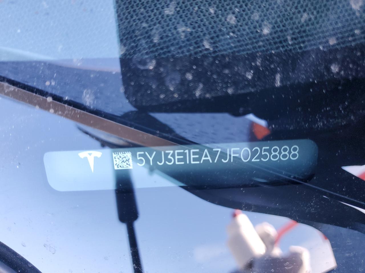 2018 Tesla Model 3 VIN: 5YJ3E1EA7JF025888 Lot: 82607535