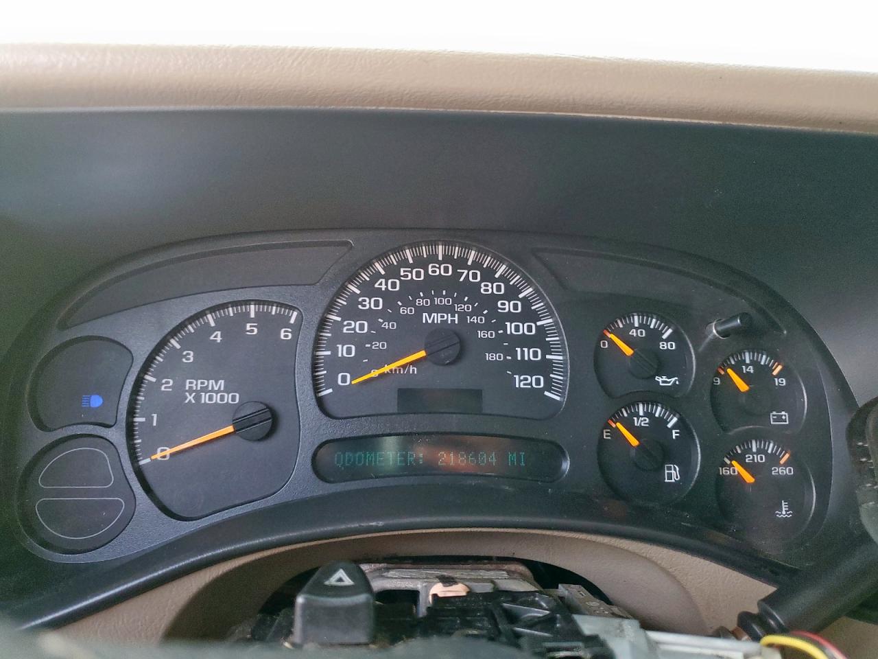 2004 Chevrolet Tahoe C1500 VIN: 1GNEC13Z94R298490 Lot: 90260905