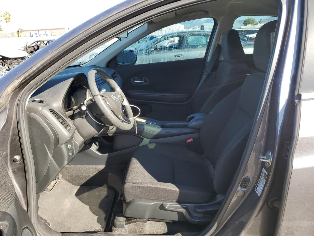 2017 Honda Hr-V Lx VIN: 3CZRU5H32HM700600 Lot: 86457725