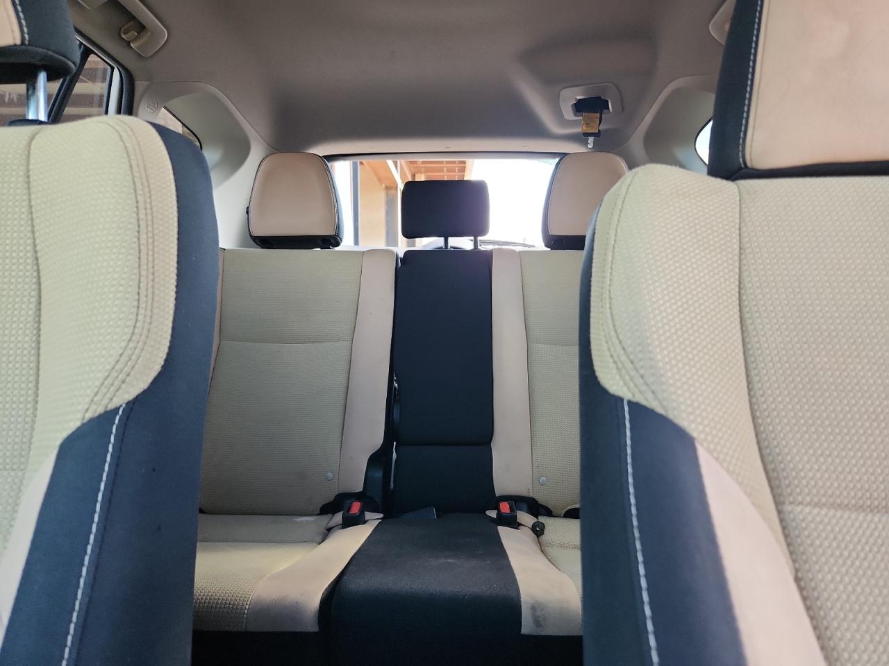 2017 Toyota Rav4 Xle VIN: JTMRFREV8HD198264 Lot: 84879415