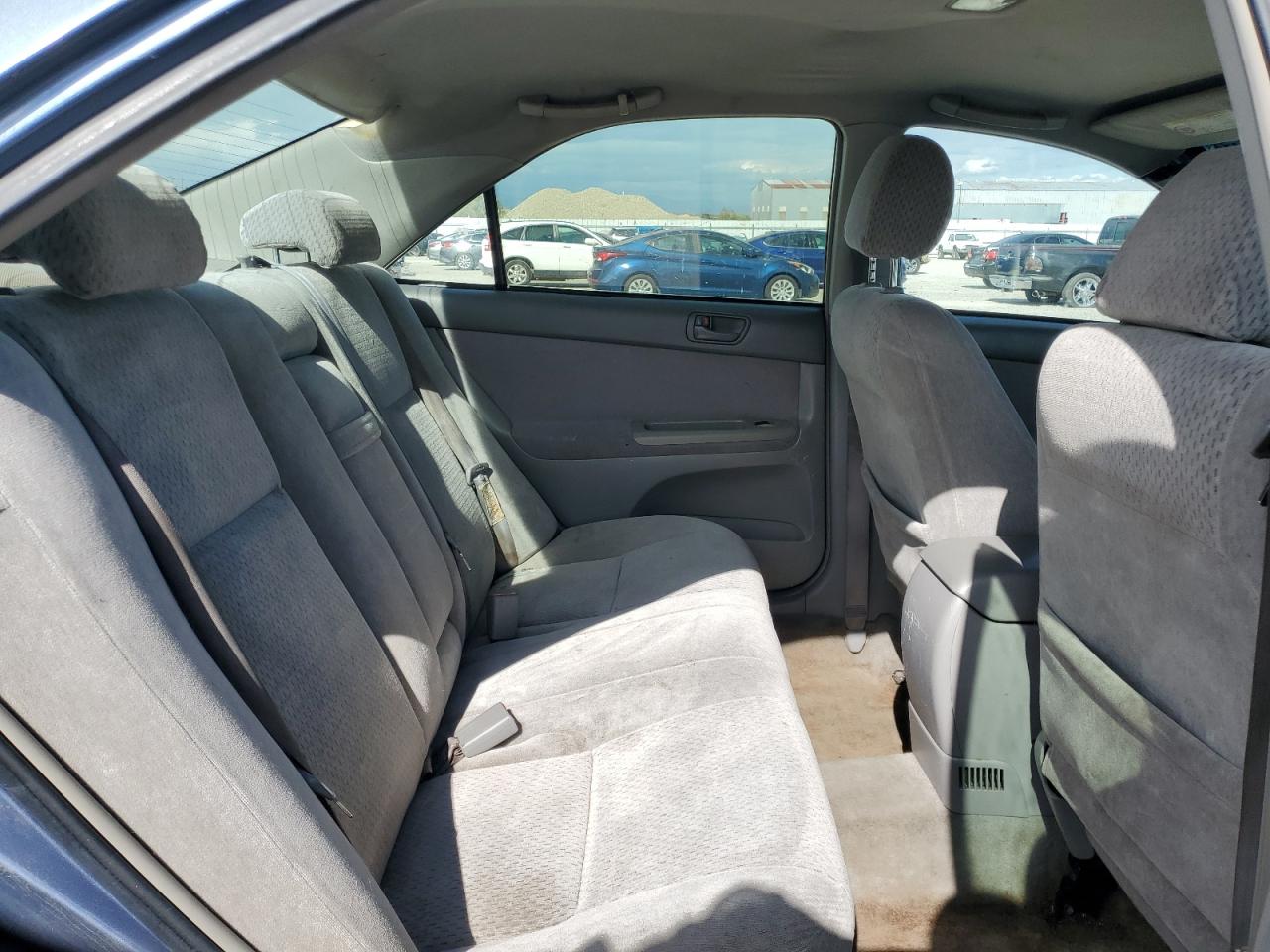 2003 Toyota Camry Le VIN: 4T1BE32K13U747870 Lot: 86464215