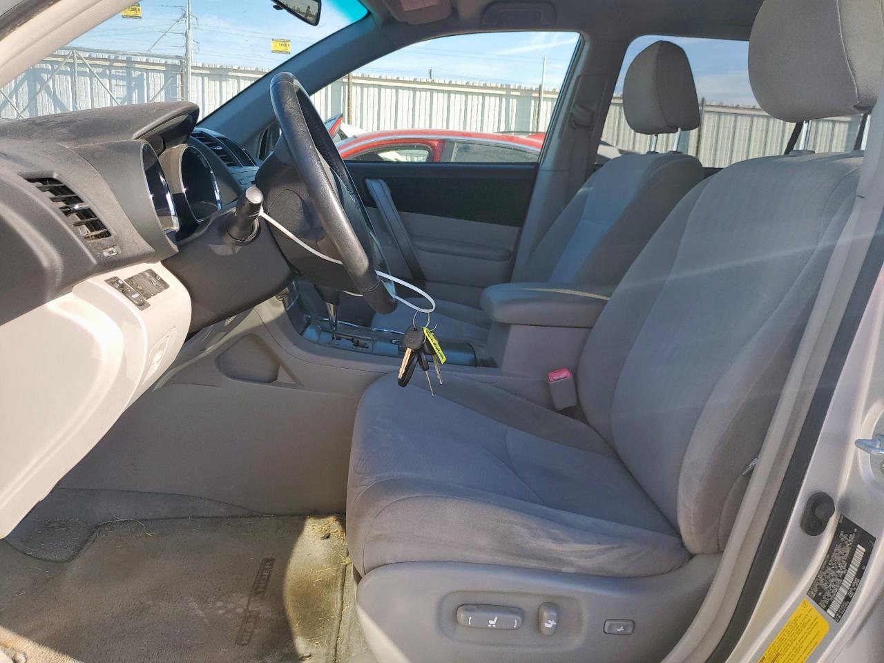 2009 Toyota Highlander Sport VIN: JTEDS43A892075551 Lot: 82300575