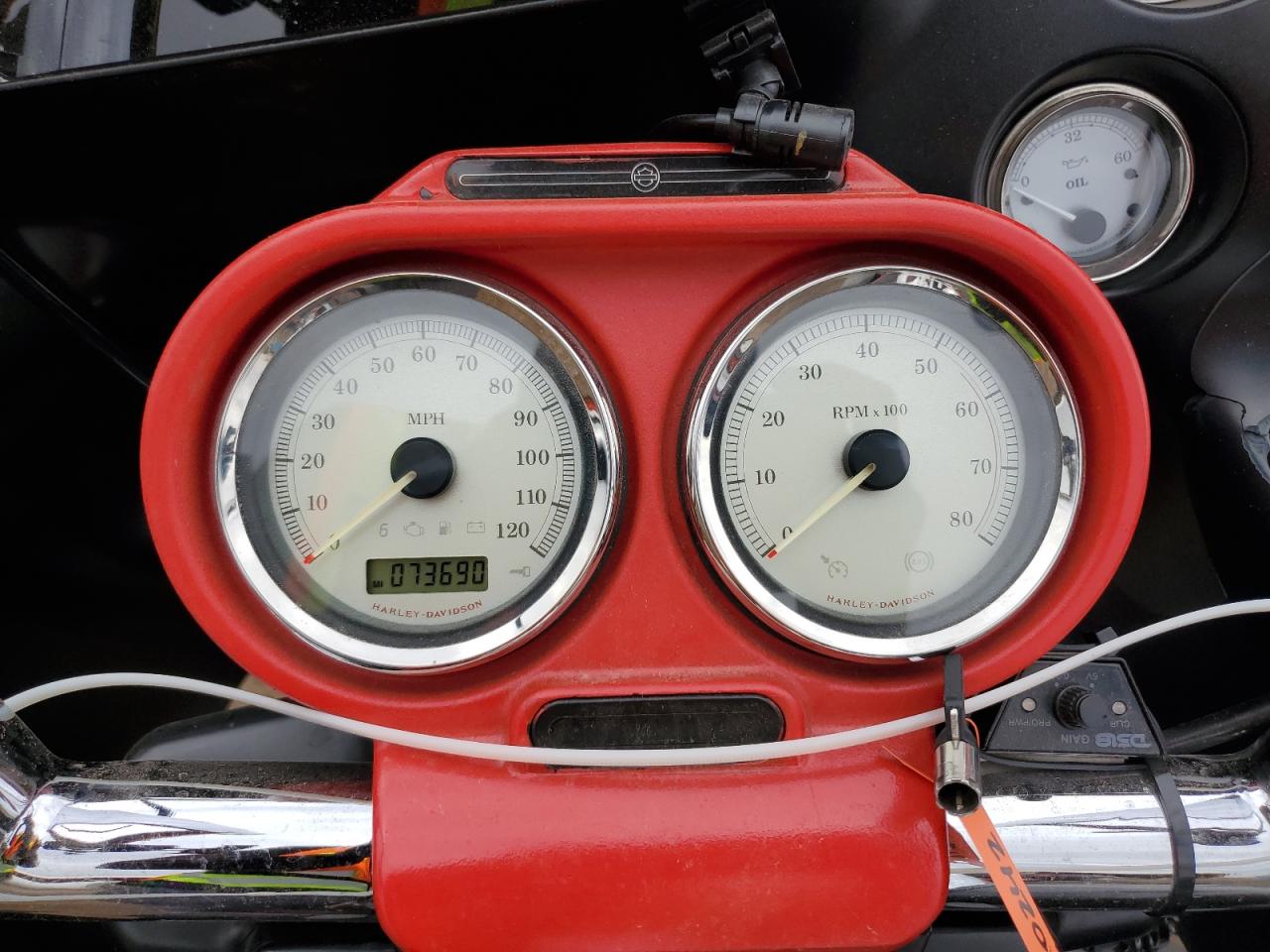 2013 Harley-Davidson Fltrx Road Glide Custom VIN: 1HD1KHM14DB628135 Lot: 85895505