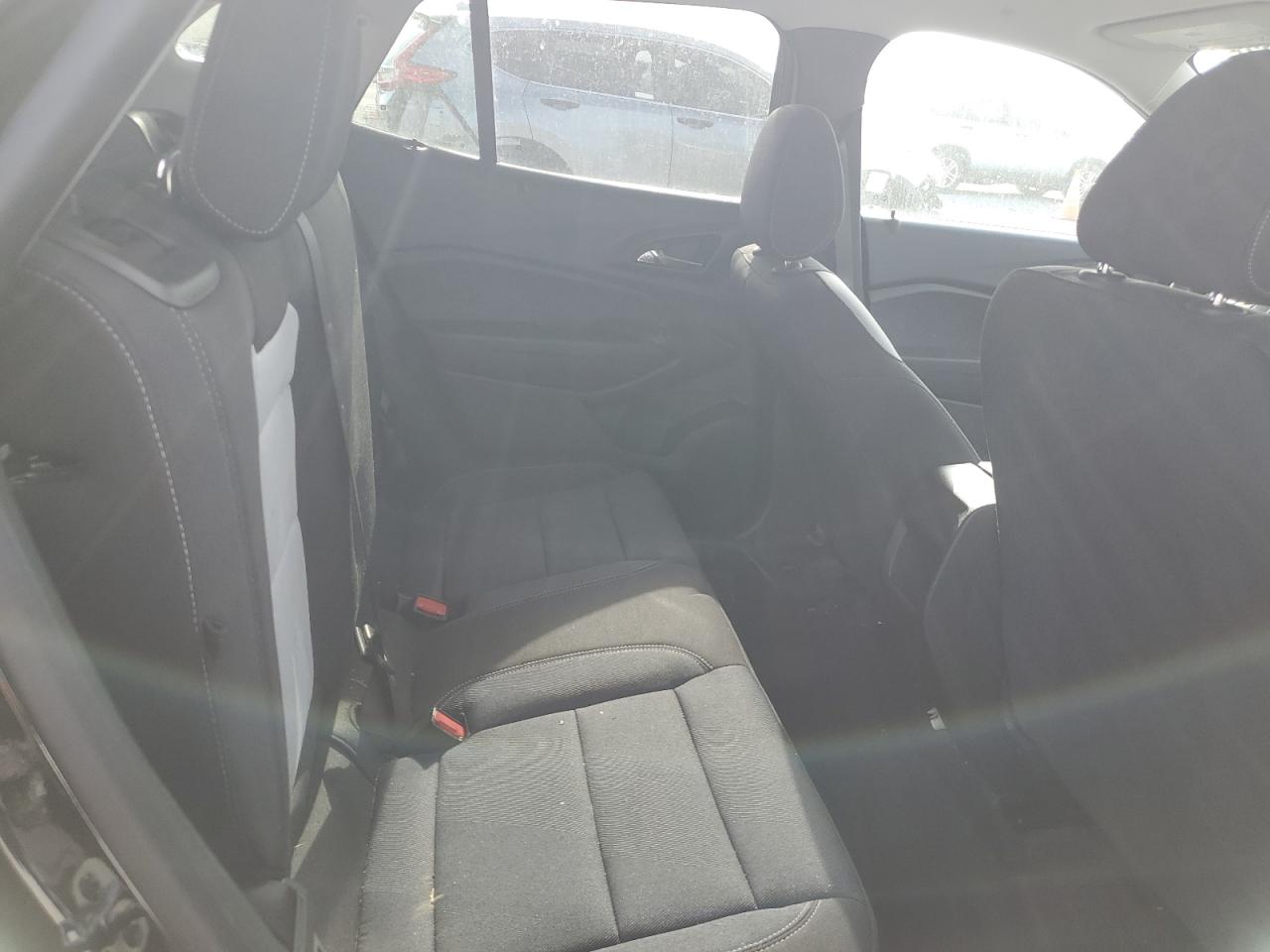 2025 Chevrolet Trax Ls VIN: KL77LFEPXSC139226 Lot: 82385835