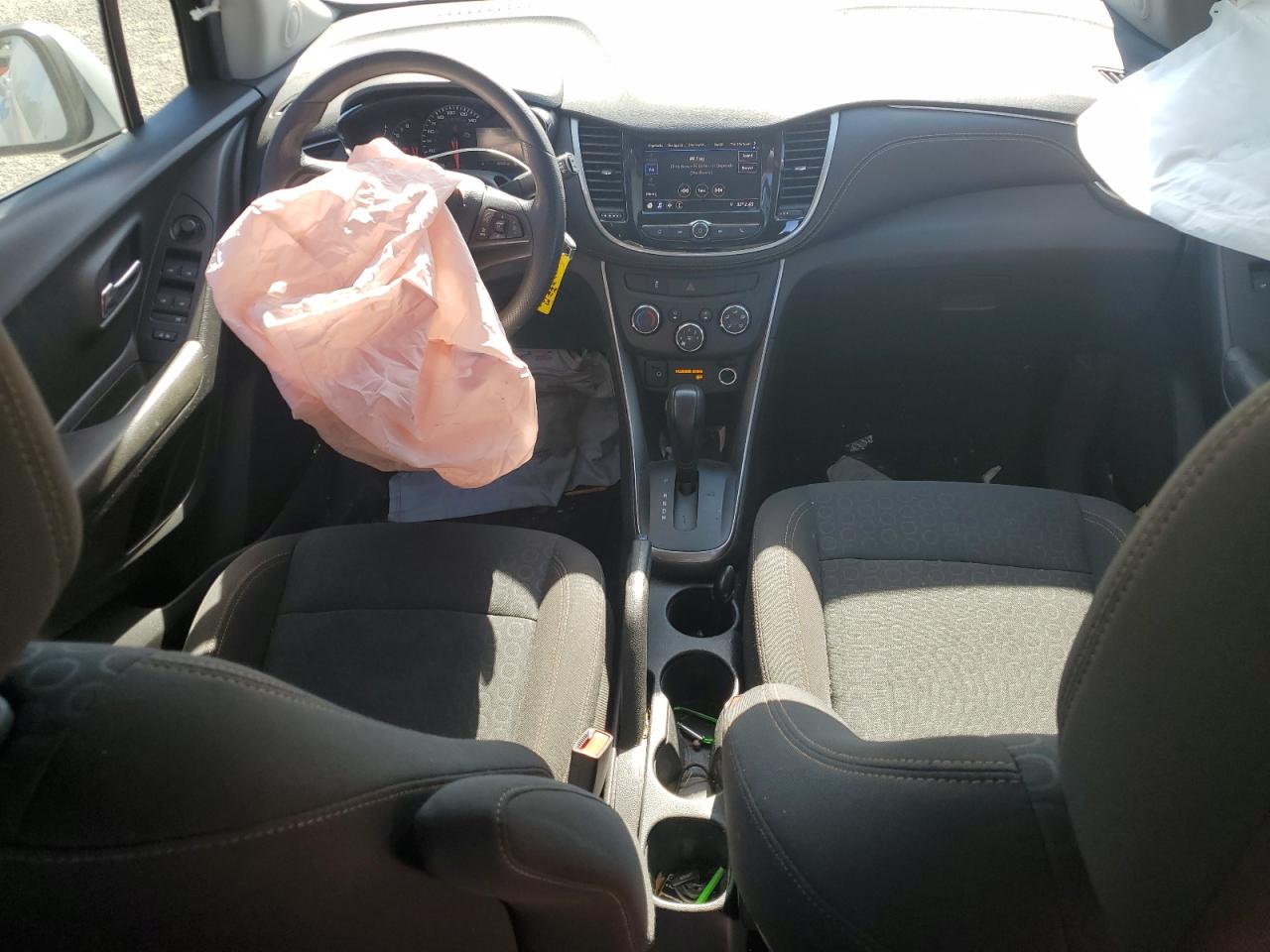 2021 Chevrolet Trax Ls VIN: KL7CJKSB8MB344591 Lot: 90022955