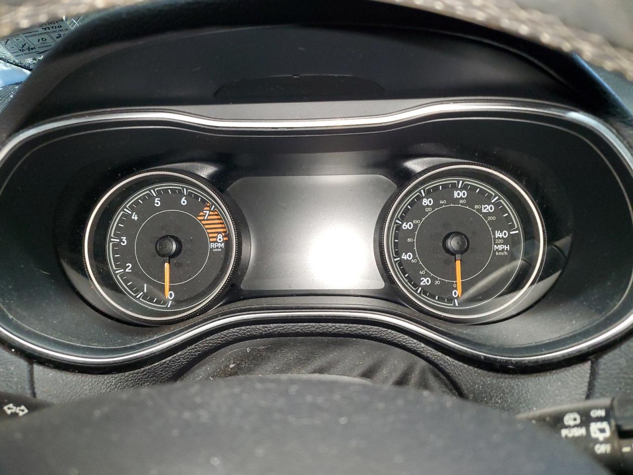 2019 Jeep Cherokee Limited VIN: 1C4PJMDX0KD470504 Lot: 85305235