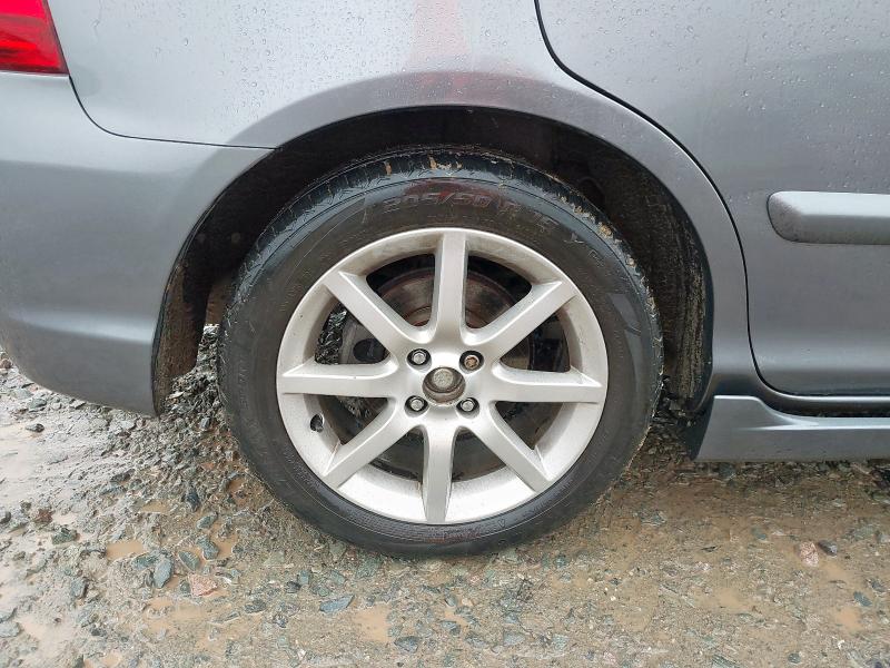 2004 HONDA CIVIC SE 