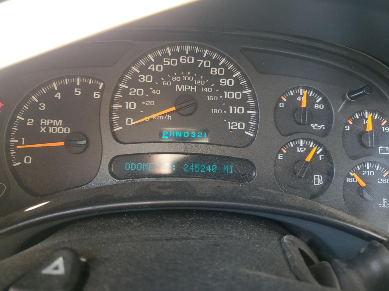 2004 Chevrolet Silverado K1500 VIN: 2GCEK13T941432768 Lot: 85738025