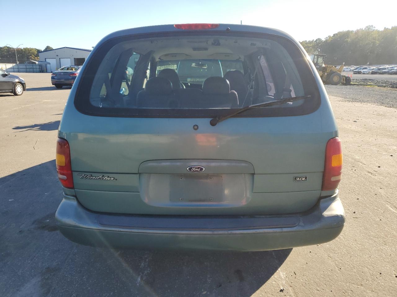 1998 Ford Windstar Wagon VIN: 2FMZA51U8WBE22653 Lot: 80886075