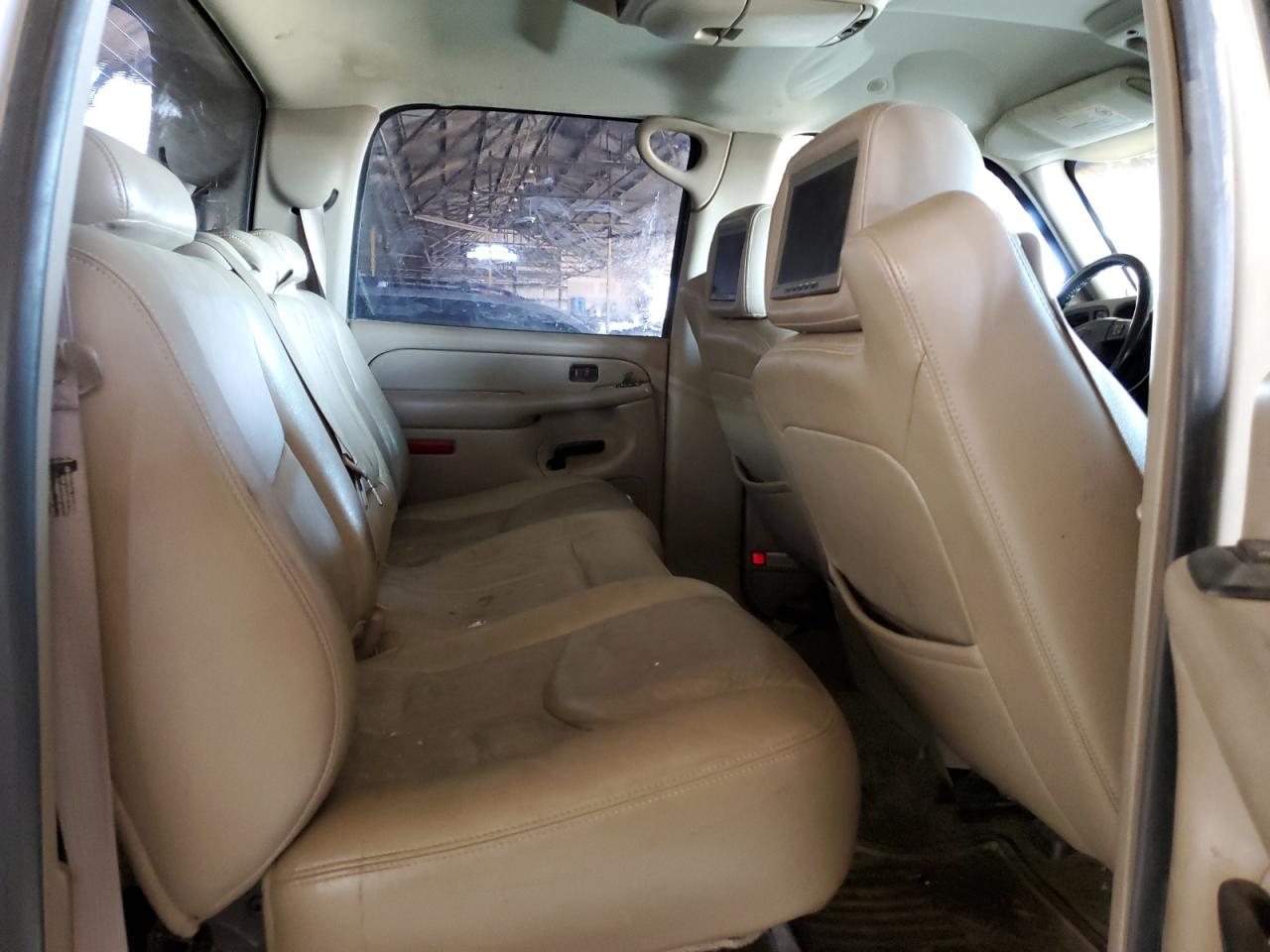 2006 Chevrolet Silverado K2500 Heavy Duty VIN: 1GCHK23D76F205232 Lot: 85283295