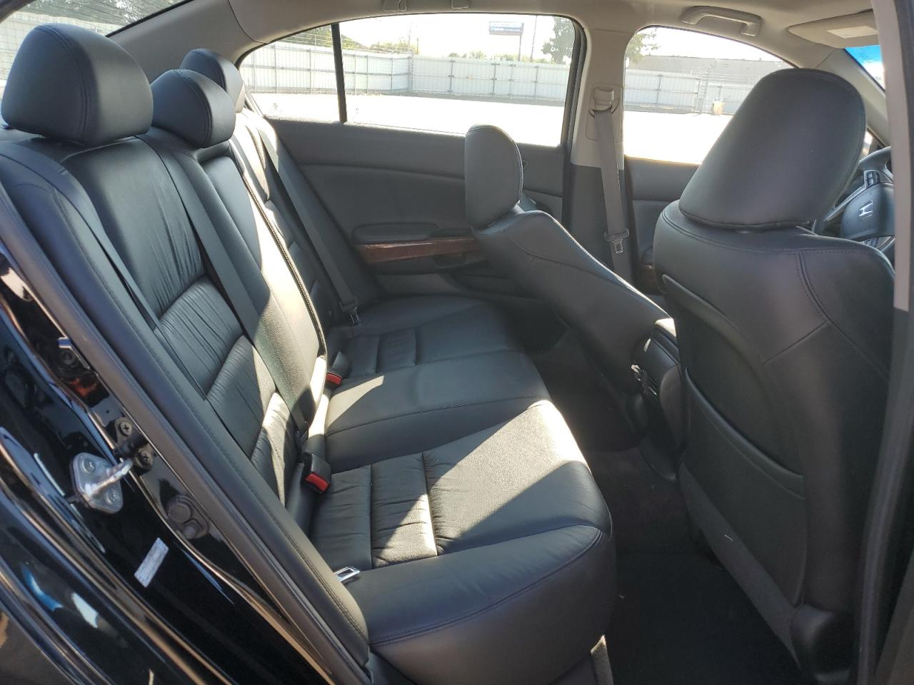 2012 Honda Accord Exl VIN: 1HGCP3F85CA015861 Lot: 82315255