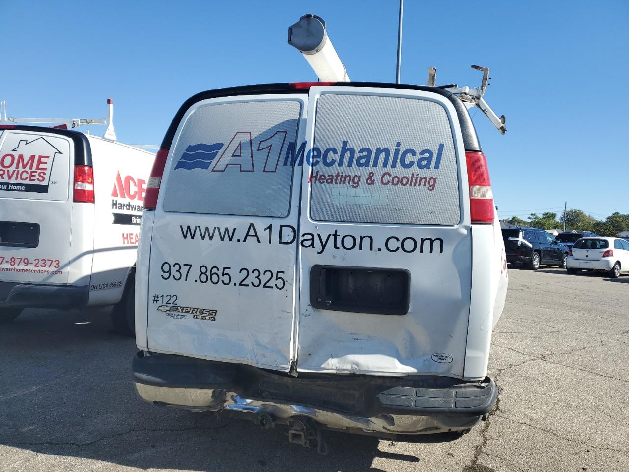 2014 Chevrolet Express G2500 VIN: 1GCWGFCB2E1138033 Lot: 82324135