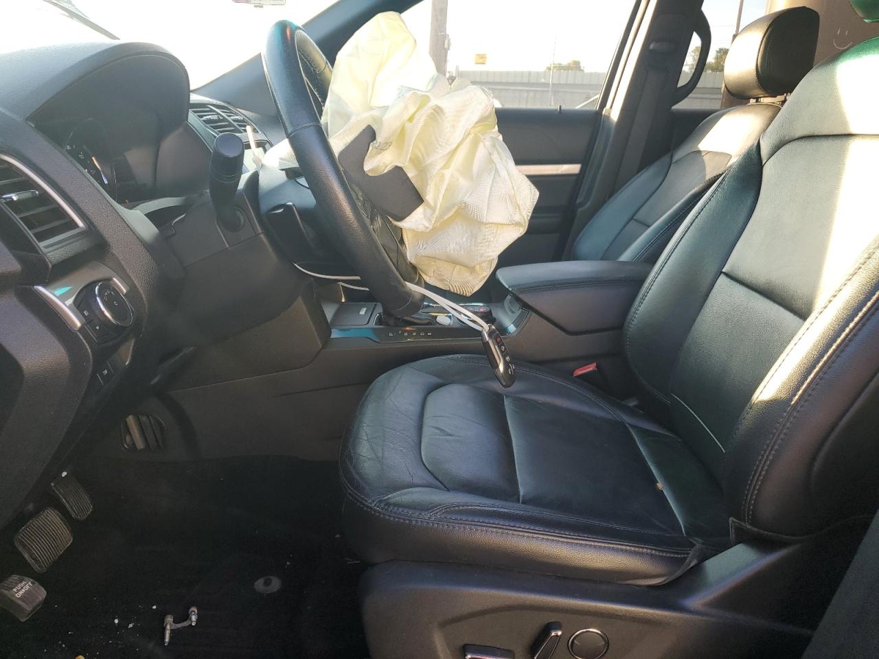 2017 Ford Explorer Xlt VIN: 1FM5K8D82HGB76996 Lot: 82354165