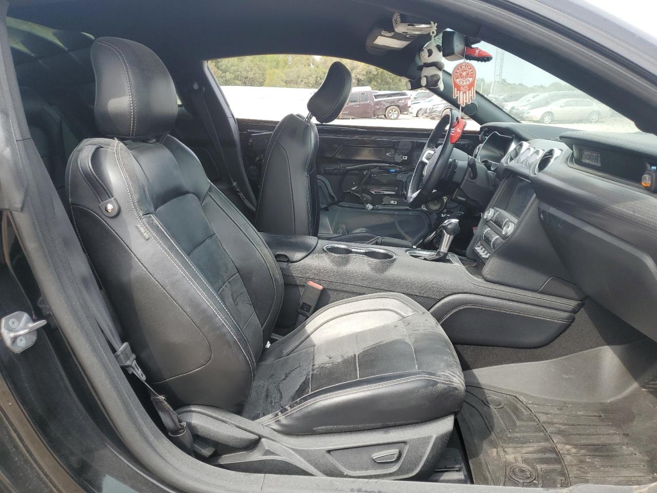 2020 Ford Mustang VIN: 1FA6P8TD8L5127031 Lot: 85312375