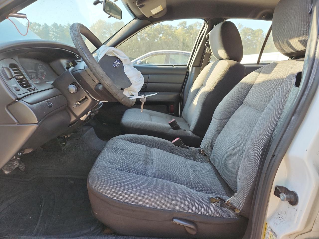 2011 Ford Crown Victoria Police Interceptor VIN: 2FABP7BV4BX135580 Lot: 90420755