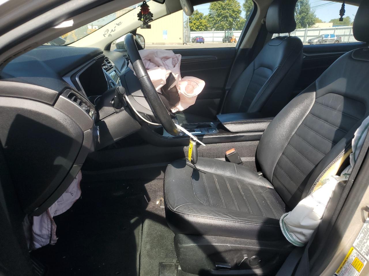 2017 Ford Fusion Se VIN: 3FA6P0HD7HR245604 Lot: 81927775