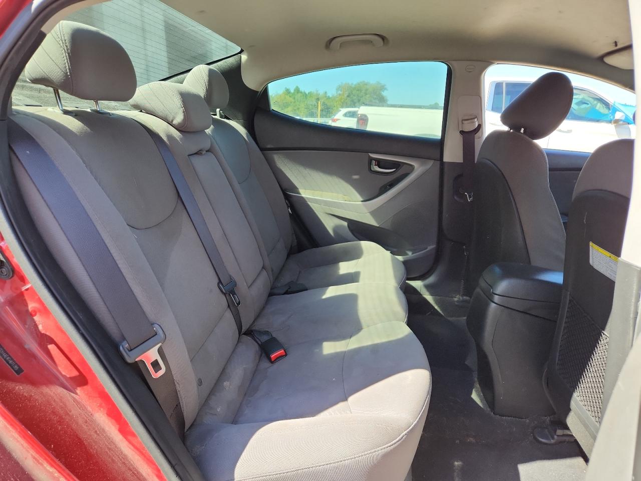 2015 Hyundai Elantra Se VIN: 5NPDH4AE4FH611785 Lot: 86518885