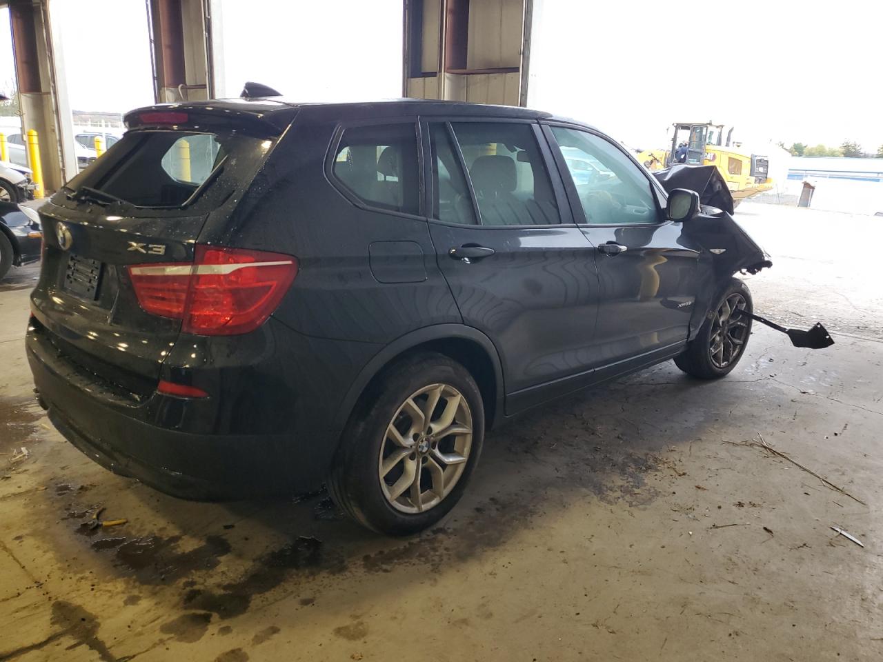 Фото: 5UXWX7C52DL981859