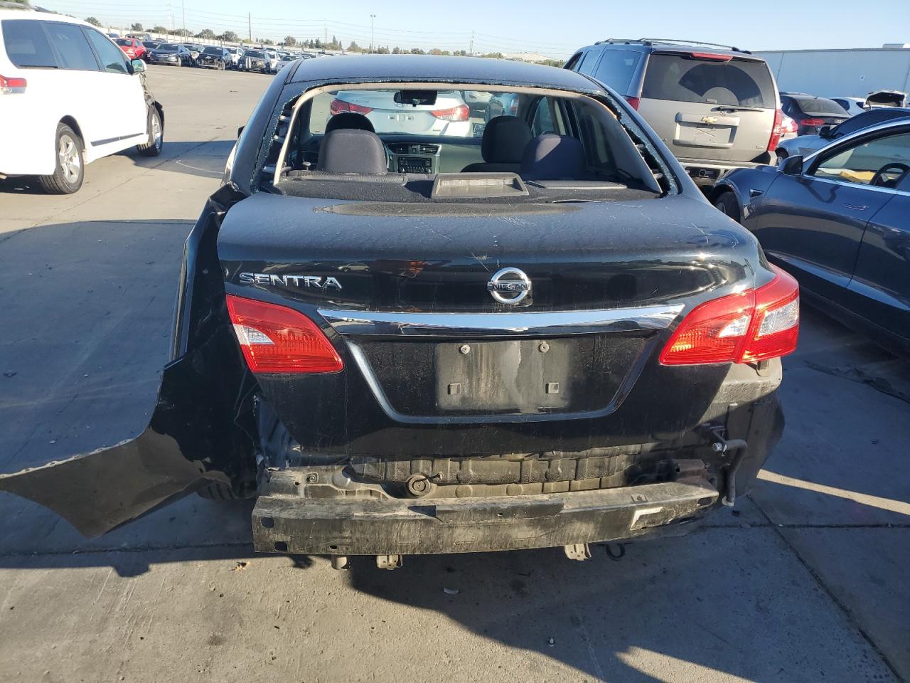 2016 Nissan Sentra S VIN: 3N1AB7AP0GL683367 Lot: 82233395