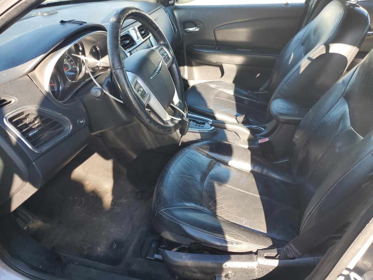 2013 Chrysler 200 Limited VIN: 1C3CCBCG4DN528758 Lot: 90705295