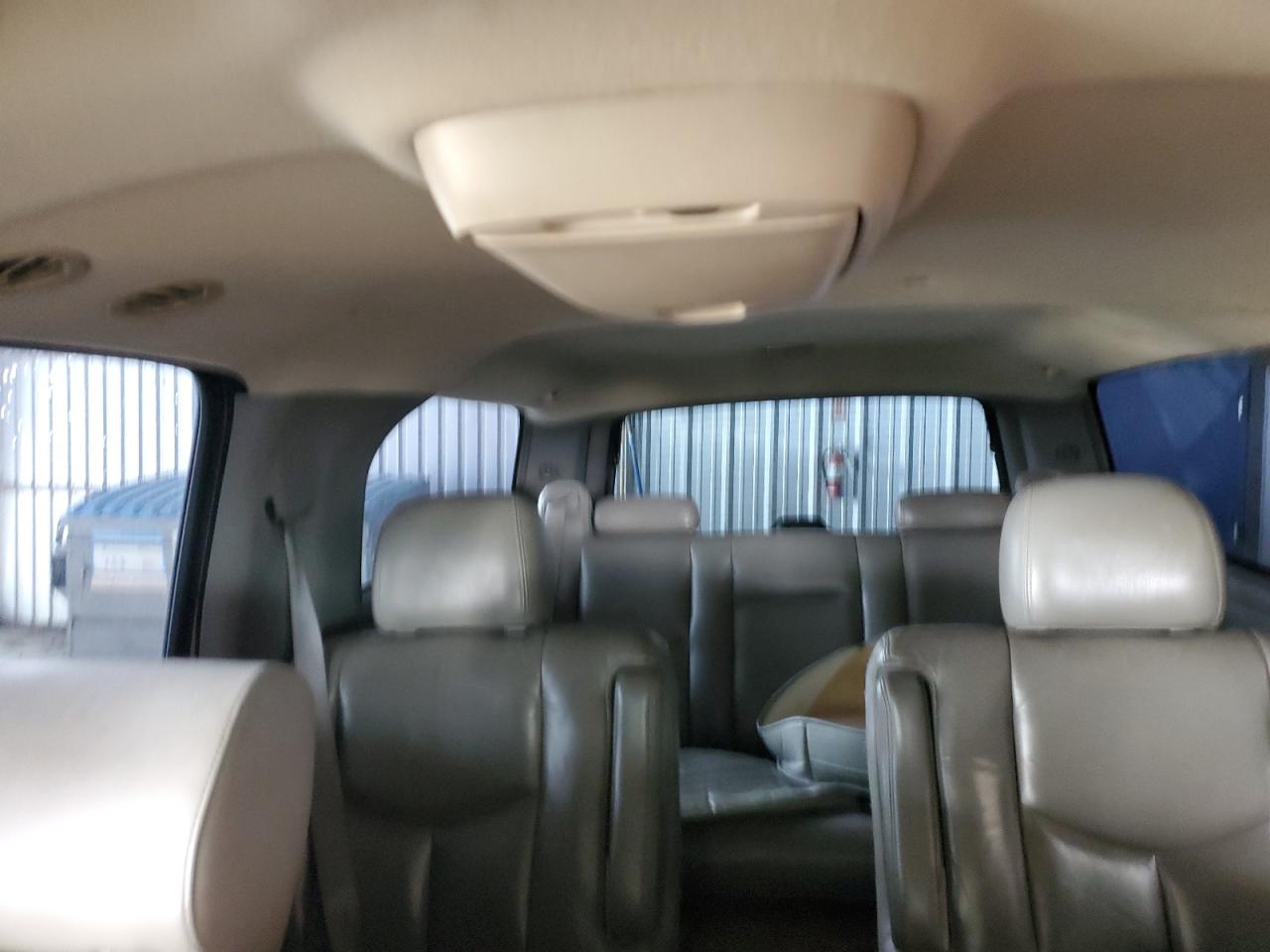 2003 GMC Yukon Xl K2500 VIN: 3GKGK26G83G153111 Lot: 84266025