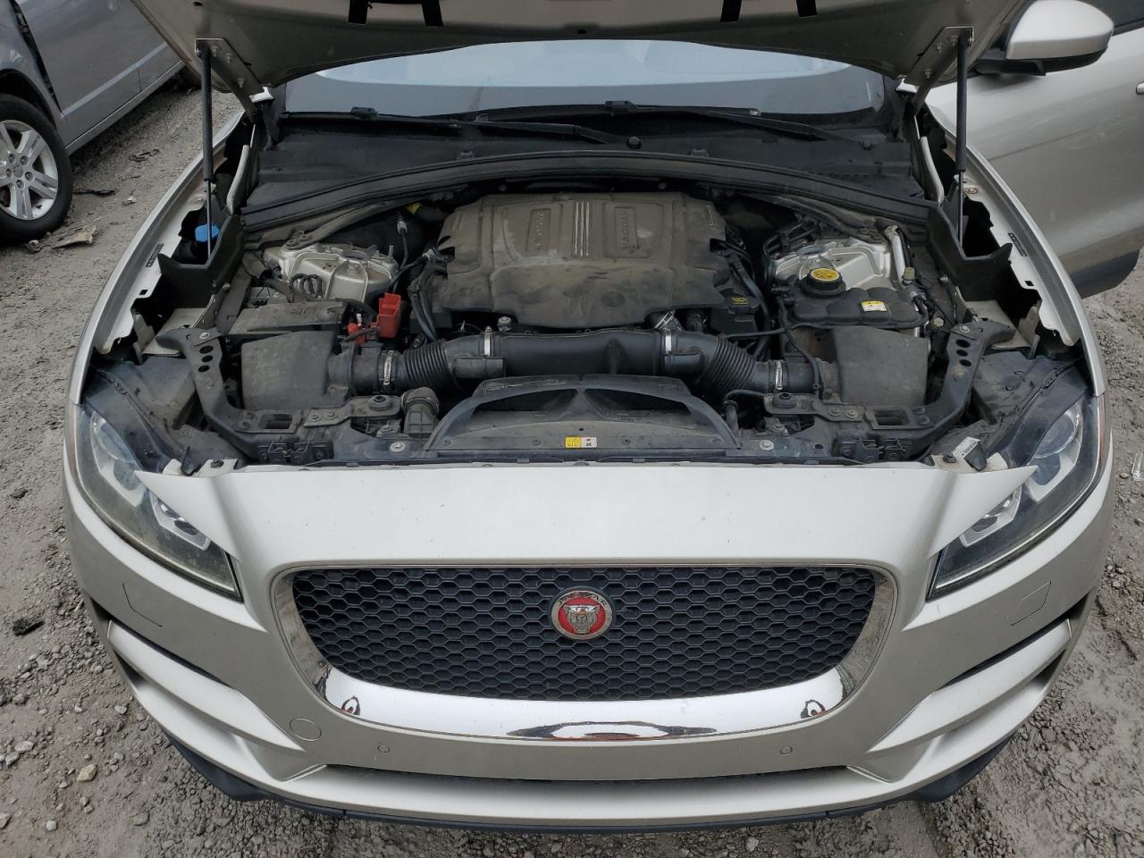 2017 Jaguar F-Pace Premium VIN: SADCJ2BV6HA085855 Lot: 90569765