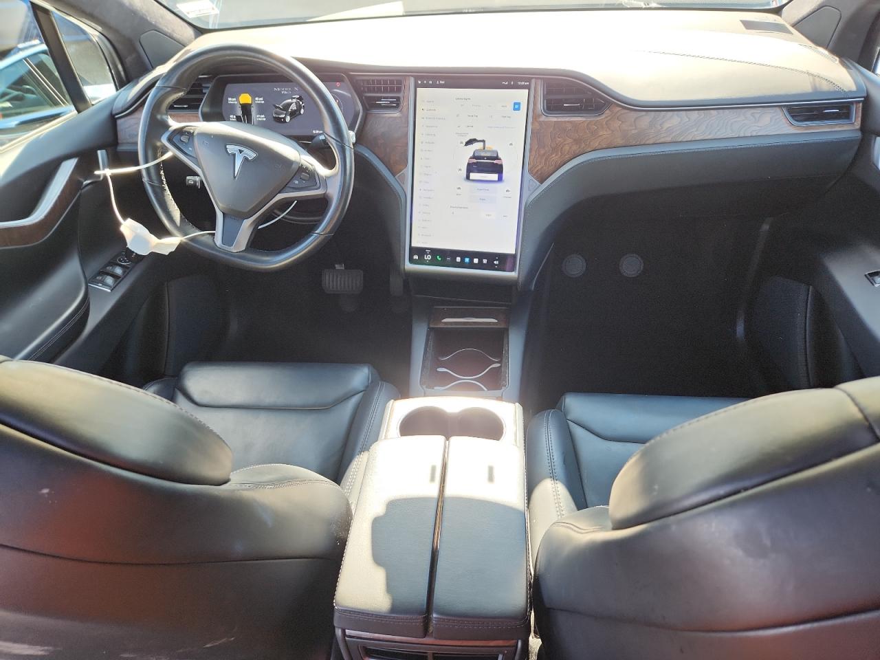 2018 Tesla Model X VIN: 5YJXCBE25JF120309 Lot: 89675095