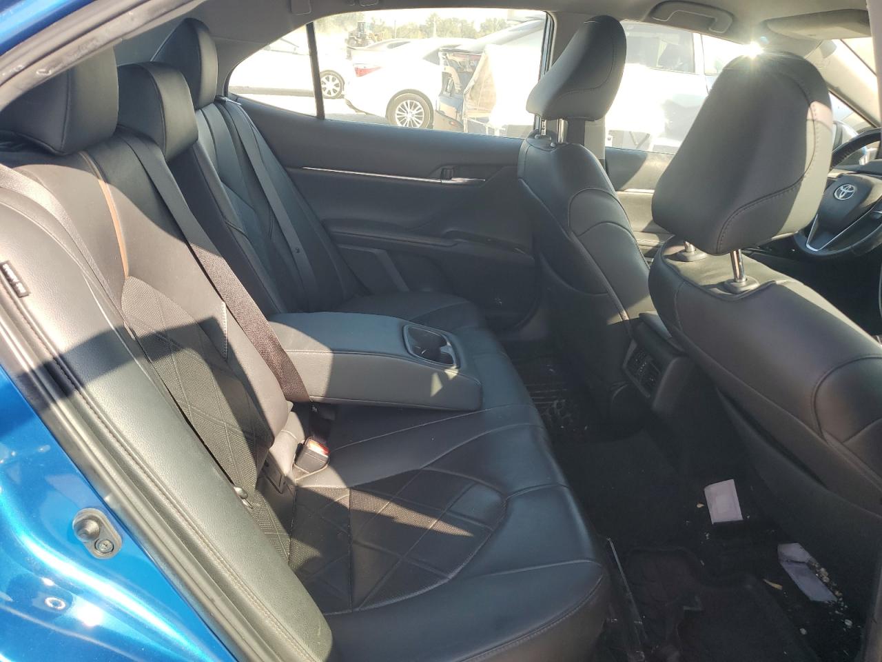 2019 Toyota Camry L VIN: 4T1B11HK9KU269557 Lot: 84584405