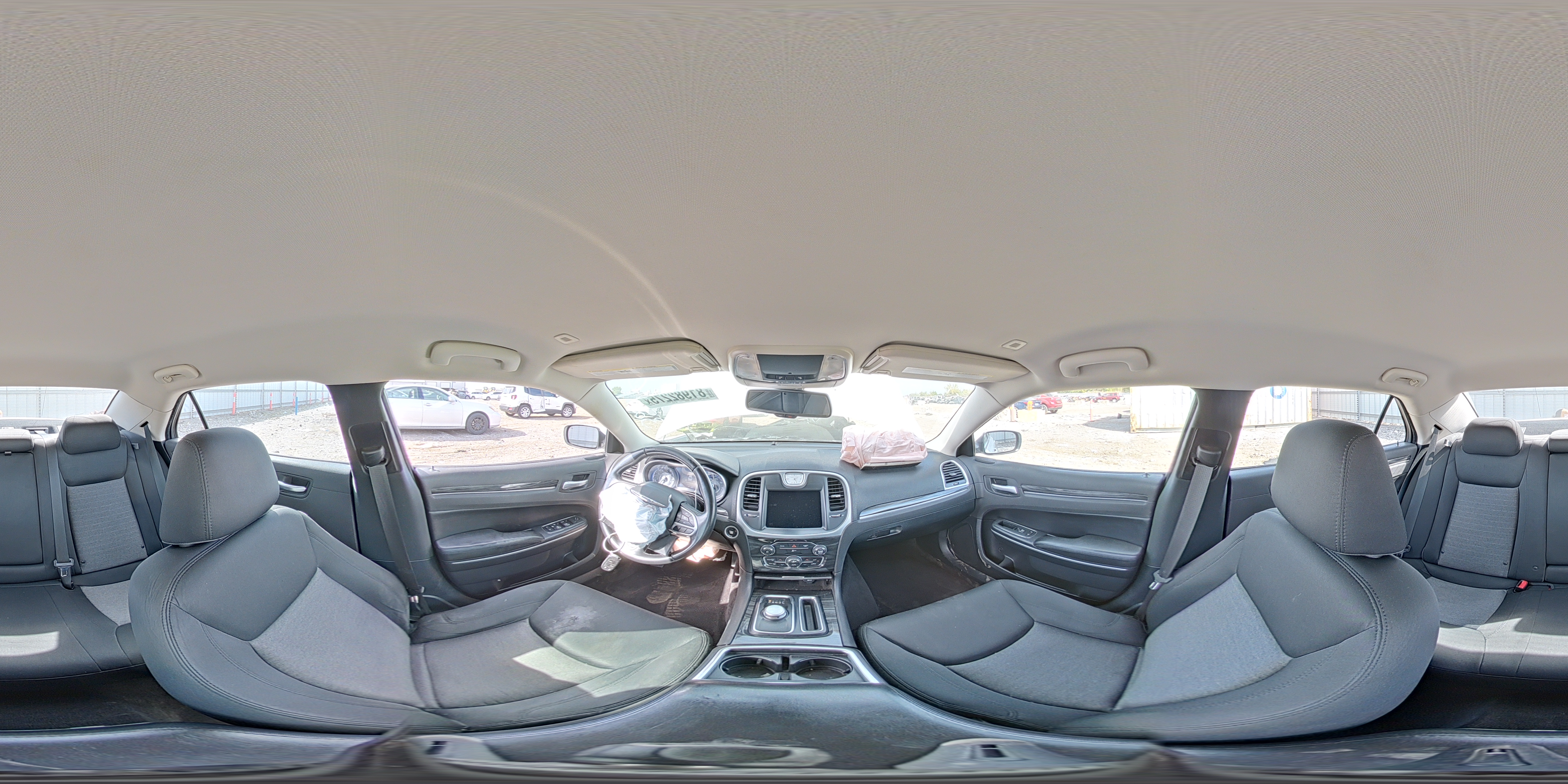 2018 Chrysler 300 Touring VIN: 2C3CCARG0JH324707 Lot: 81982275