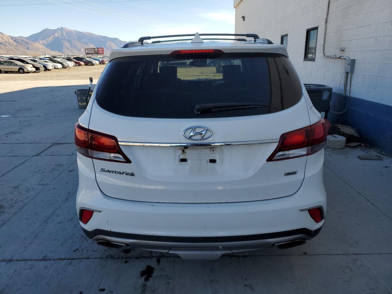 2017 Hyundai Santa Fe Se VIN: KM8SMDHF0HU232112 Lot: 90606685