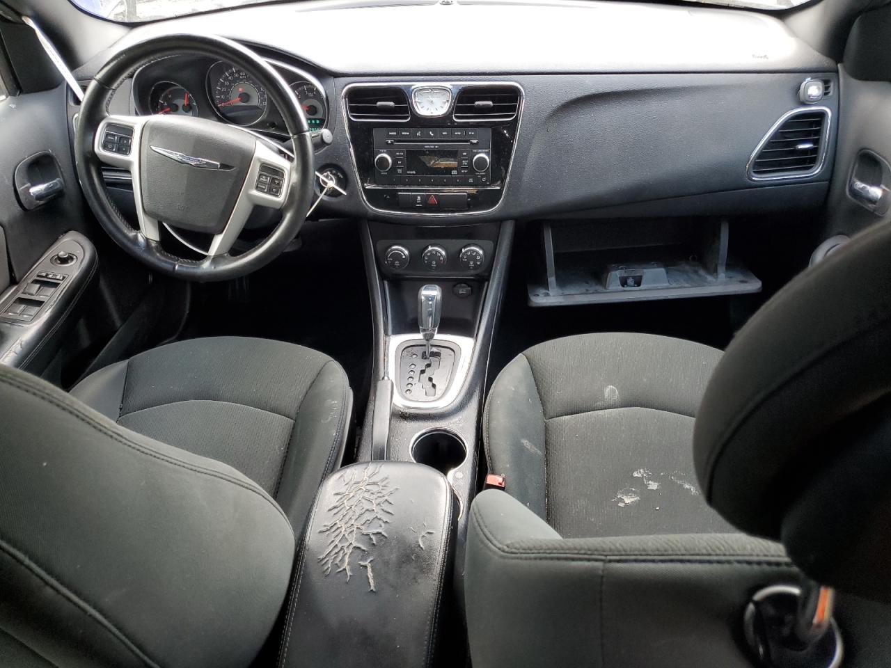 2011 Chrysler 200 Touring VIN: 1C3BC1FB0BN588622 Lot: 84775035