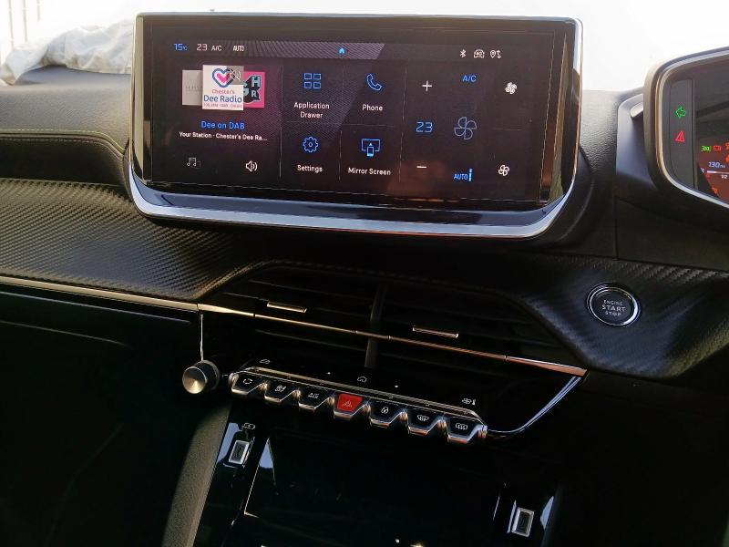 2025 PEUGEOT 2008 1.2 HYBRID 136 GT 5DR E-DSC6