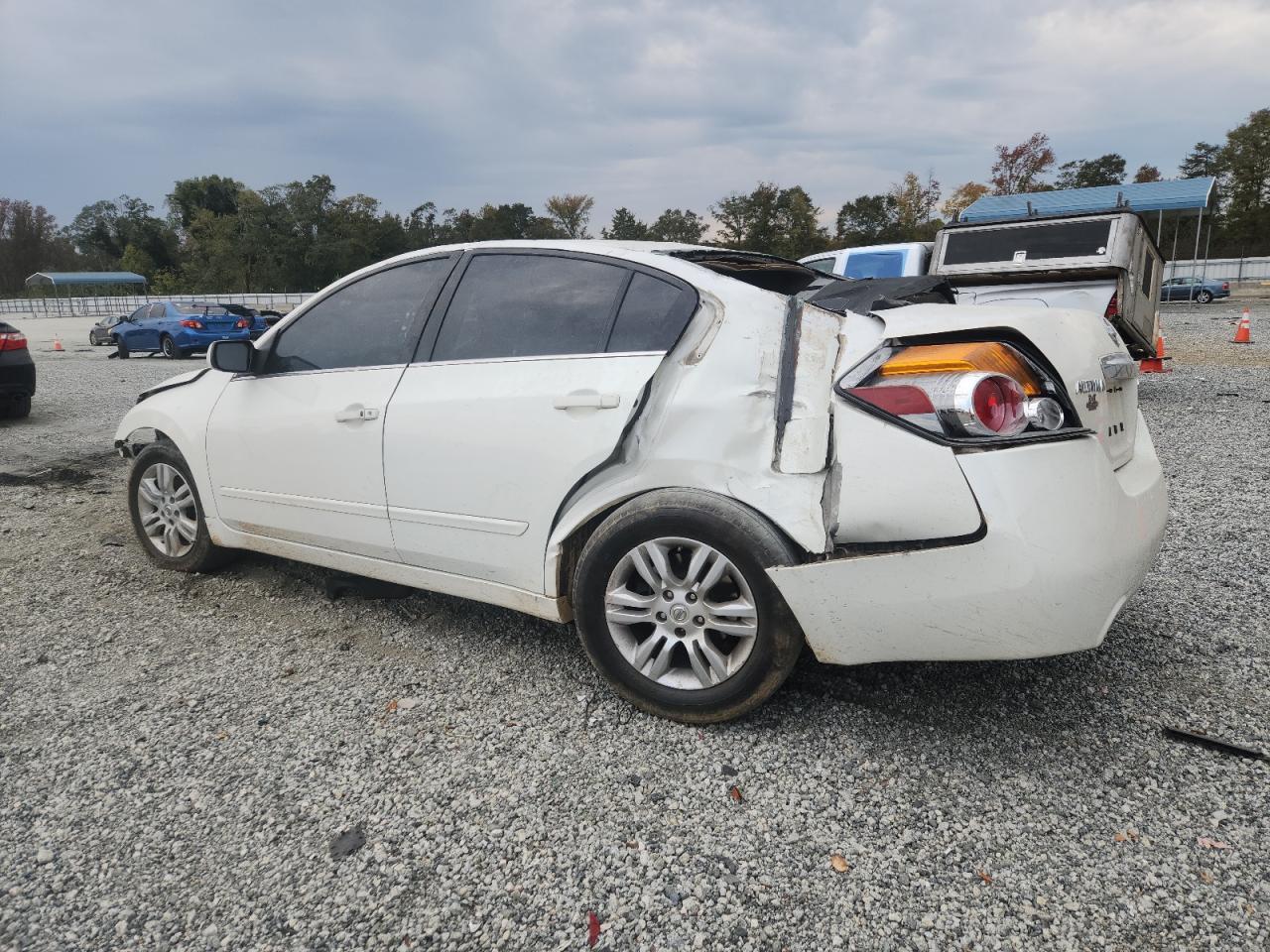 2010 Nissan Altima Base white  gas 1N4AL2AP0AN515299 photo #3