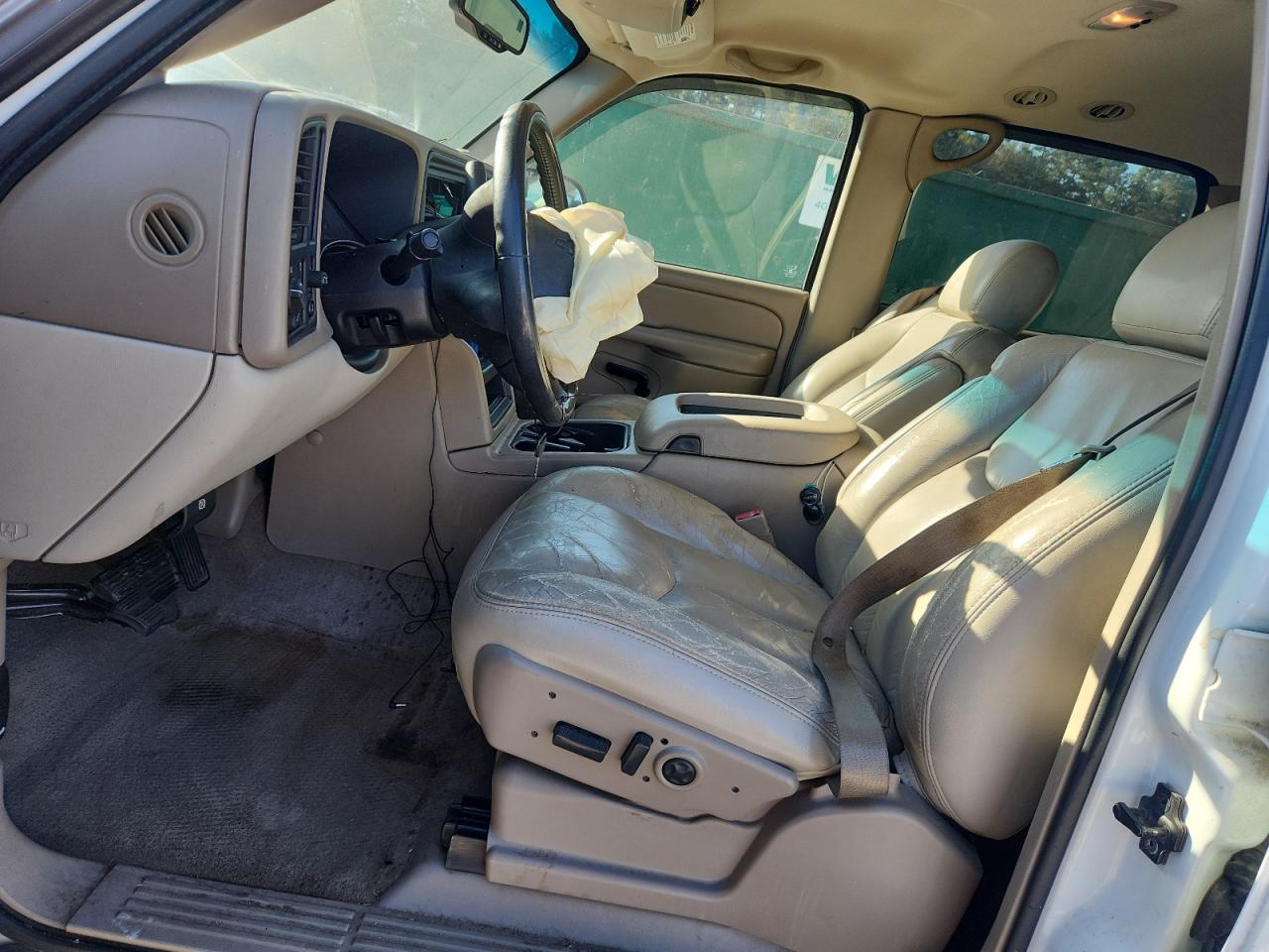 2004 Chevrolet Suburban C1500 VIN: 1GNEC16Z94J162287 Lot: 89719375