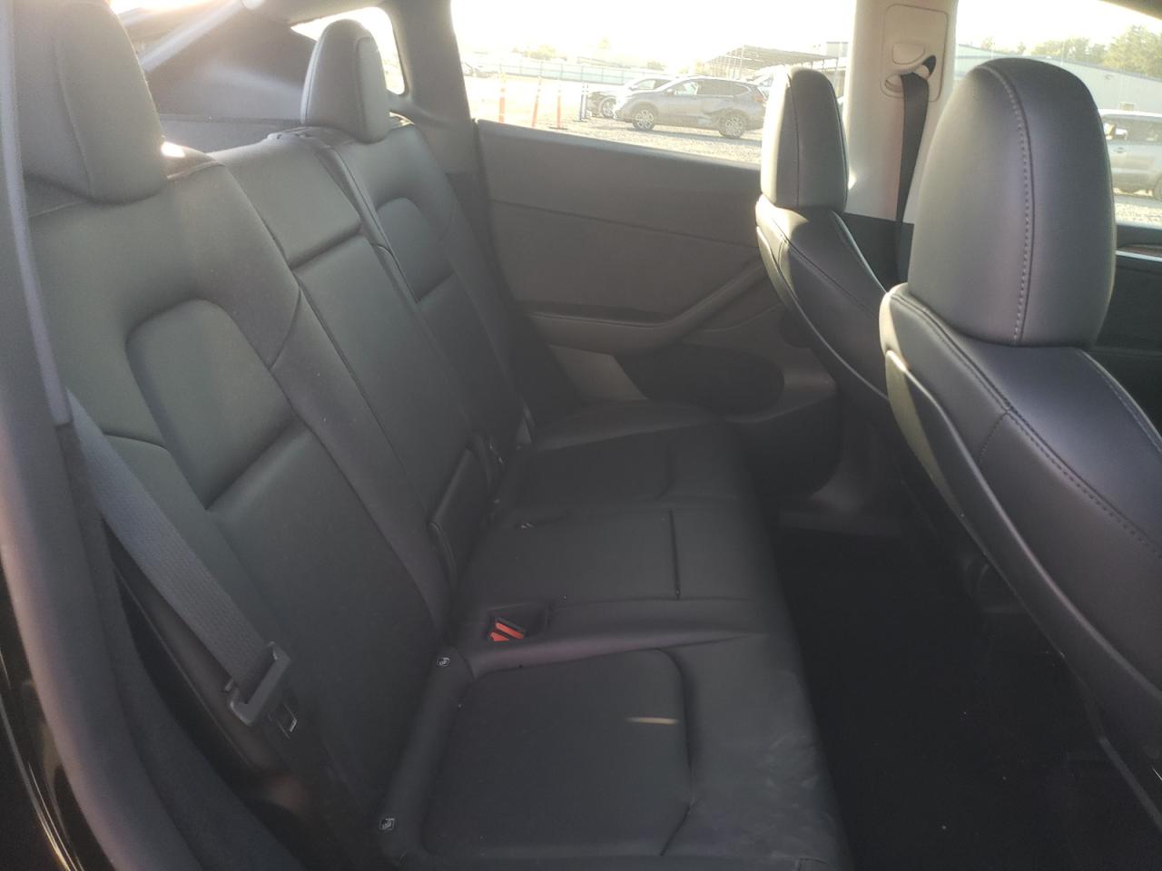 2023 Tesla Model Y VIN: 7SAYGDEF7PF767569 Lot: 82751065