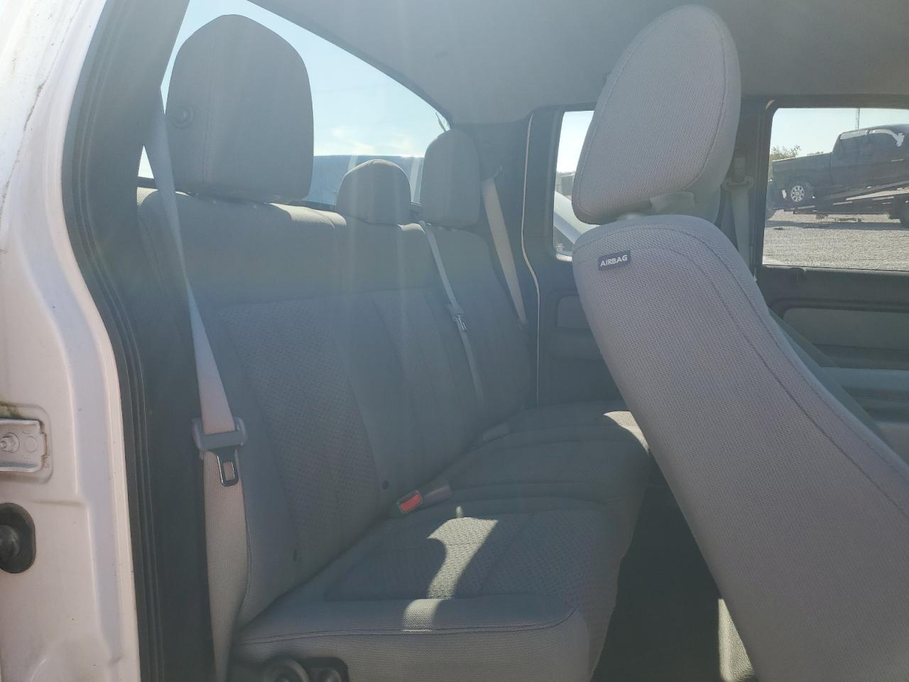 2014 Ford F150 Super Cab VIN: 1FTFX1EF6EKF17727 Lot: 84463195